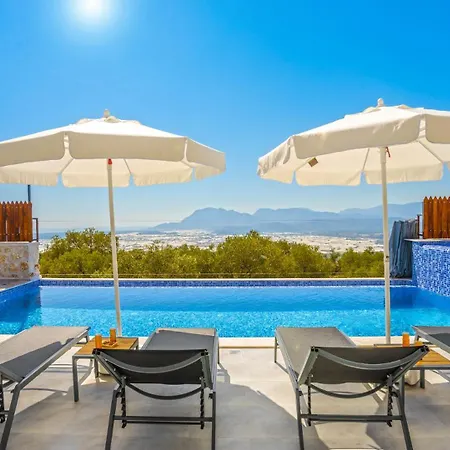 Ξενοδοχείο Ares 4*